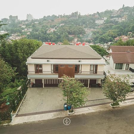 Anindya Hill View Villa 7 Bedrooms With A Private Swimming Pool バンドゥン エクステリア 写真