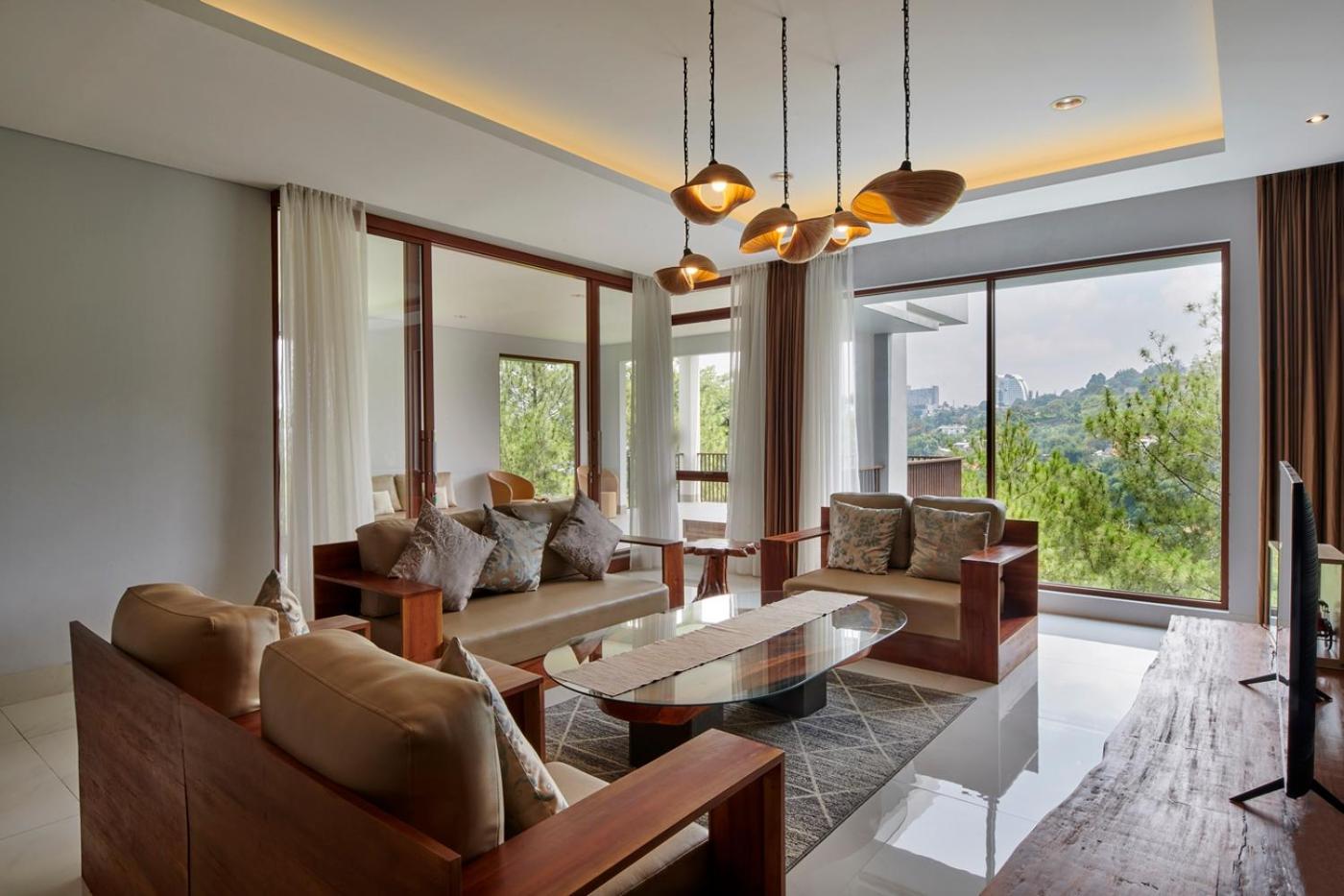 Anindya Hill View Villa 7 Bedrooms With A Private Swimming Pool バンドゥン エクステリア 写真