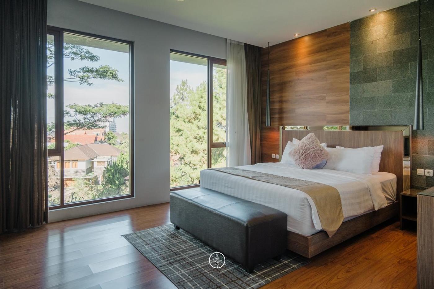 Anindya Hill View Villa 7 Bedrooms With A Private Swimming Pool バンドゥン エクステリア 写真