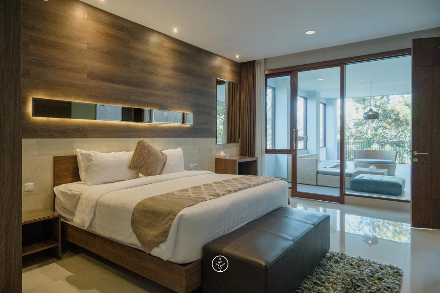 Anindya Hill View Villa 7 Bedrooms With A Private Swimming Pool バンドゥン エクステリア 写真