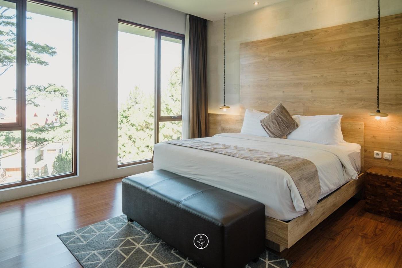 Anindya Hill View Villa 7 Bedrooms With A Private Swimming Pool バンドゥン エクステリア 写真